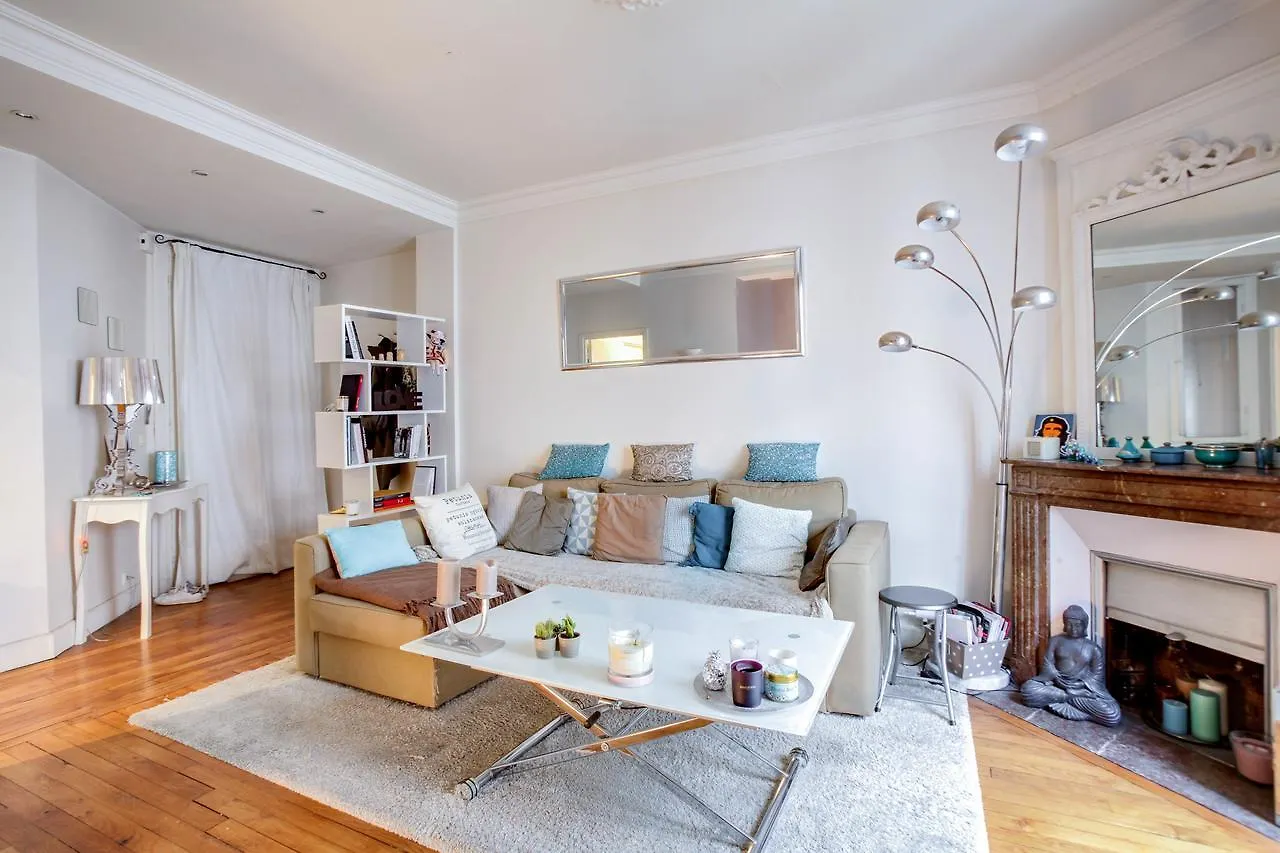 Luckey Homes - Rue Nelaton Apartment